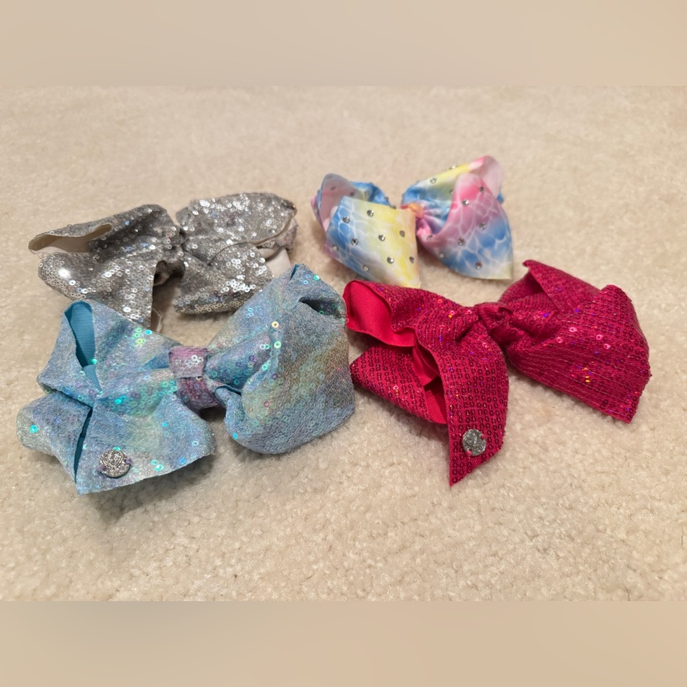 4 Pcs cheerleader Bows size 7inch
